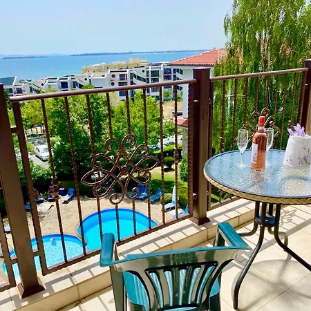 Delfin Sea View Apartament Święty Włas