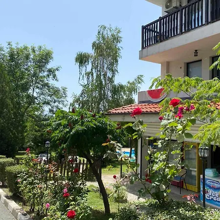 Delfin Sea View Apartament *