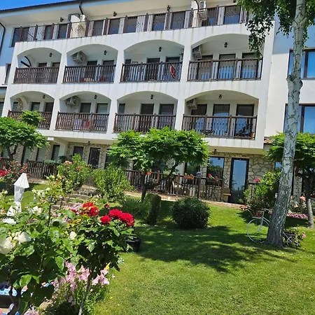 Delfin Sea View Apartament *